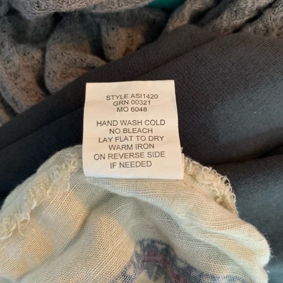 Anthropologie Fig and Flower Tunic - Picture 6 of 6